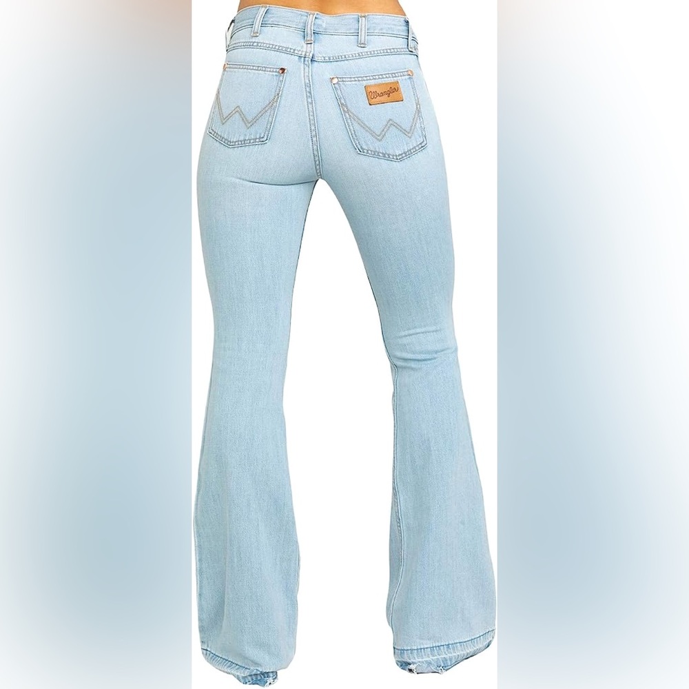 Wrangler high rise flares women’s size 28x34